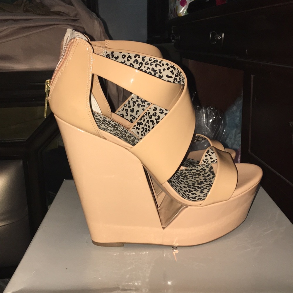 Jessica Simpson Wedges - Picture 2 of 4